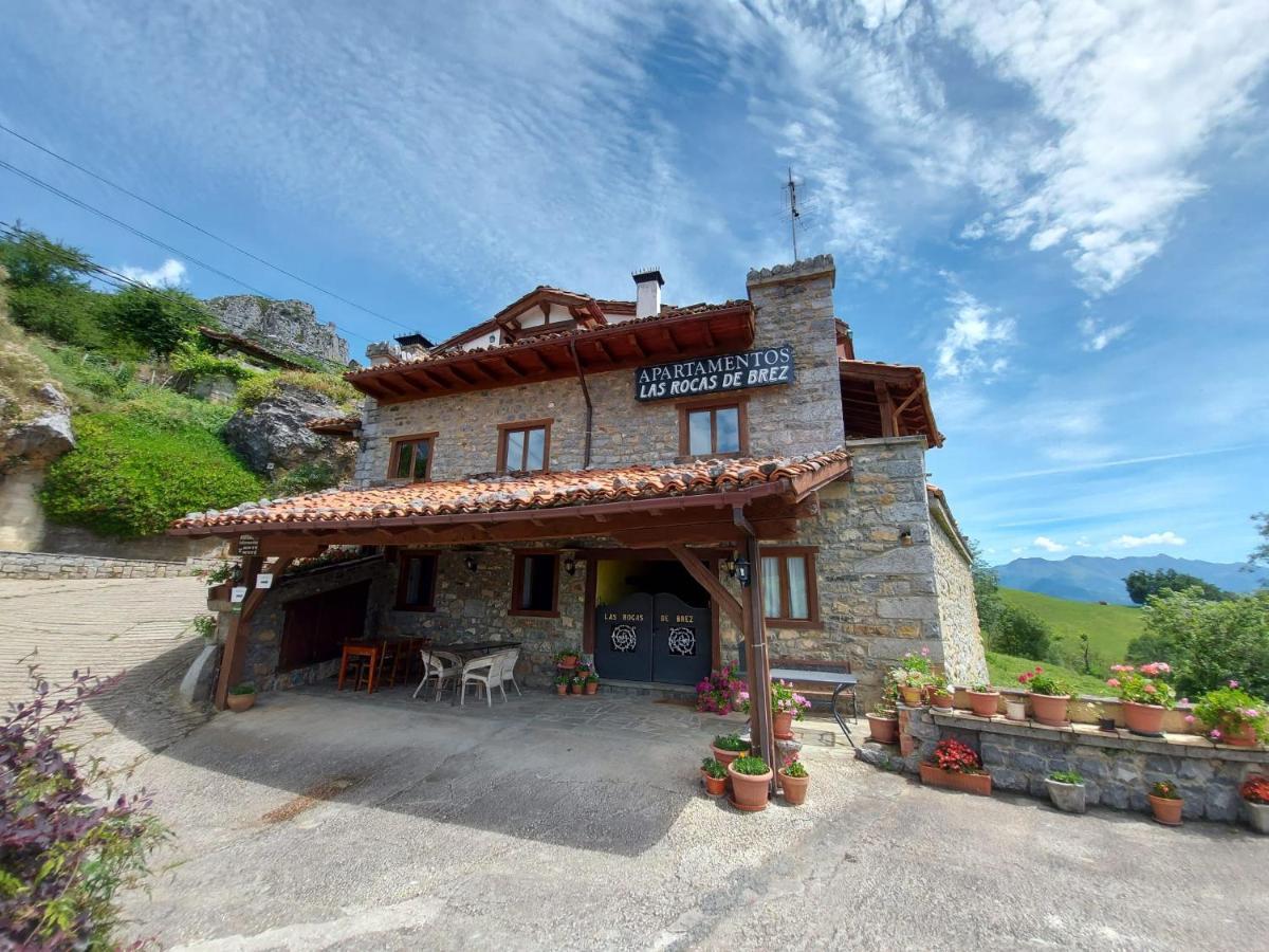 Apartamentos Rurales Las Rocas De Brez Camaleno Bagian luar foto