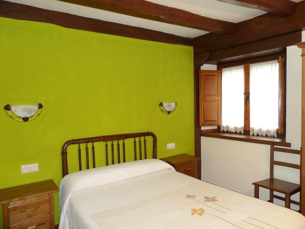 Apartamentos Rurales Las Rocas De Brez Camaleno Ruang foto